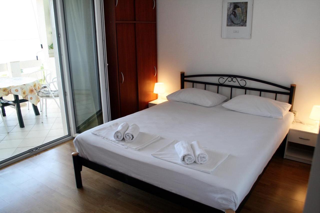 Apartments By The Sea Pisak, Omis - 1014 외부 사진