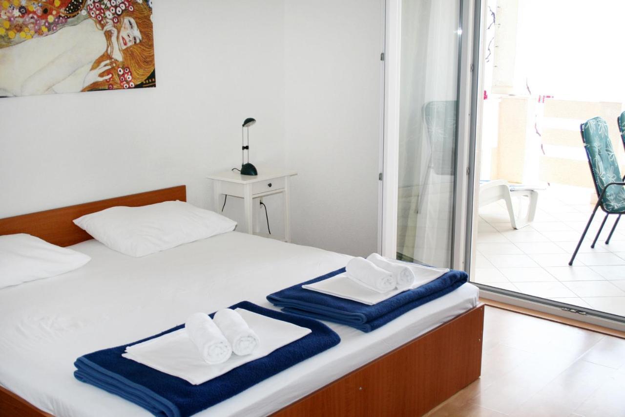 Apartments By The Sea Pisak, Omis - 1014 외부 사진