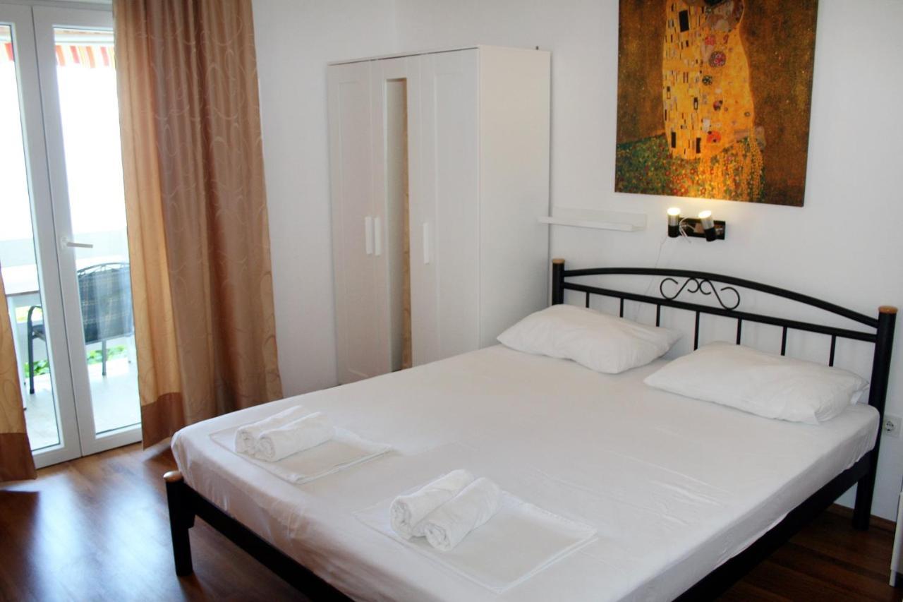 Apartments By The Sea Pisak, Omis - 1014 외부 사진