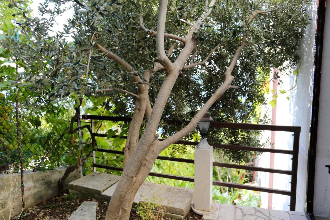 Apartments By The Sea Pisak, Omis - 1014 외부 사진
